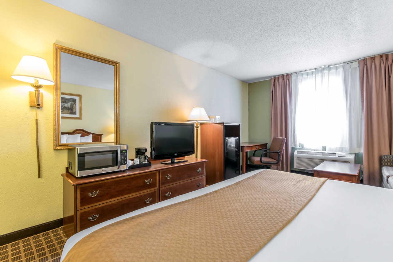 Quality Inn Дэнвилл Экстерьер фото